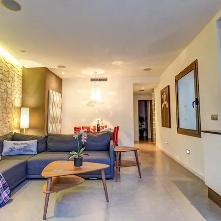 Chic By Hello Homes Apartmán