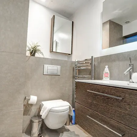 Chic By Hello Homes Sitges