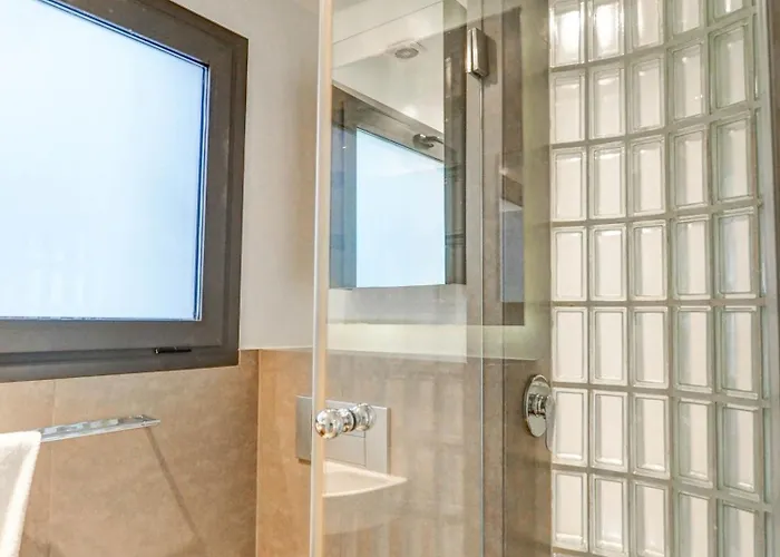 公寓 Chic By Hello Homes *