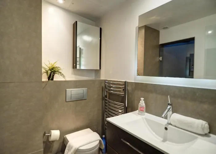 公寓 Chic By Hello Homes *