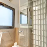 Апартаменты Chic By Hello Homes *